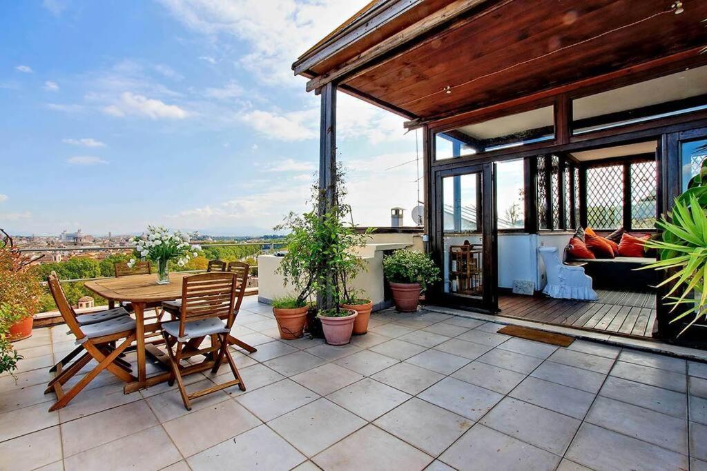 Sant'Onofrio Terrace Apartment Рим Экстерьер фото